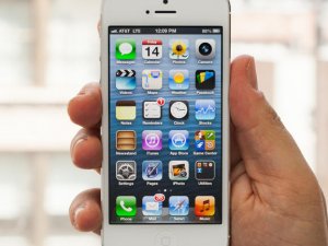 Apple uçan telefona hazırlanıyor