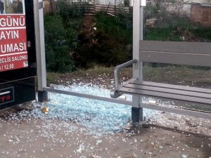 Söke’de 'Kardeş Şehir Caddesi'nin tabelası çalındı