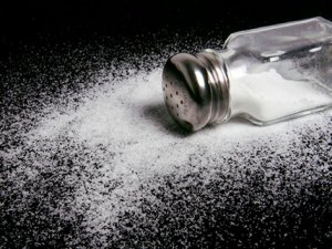 Fazla tuz mide kanseri yapıyor