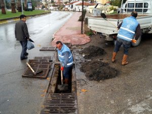 ASKİ, 25 ekiple sahada görev yaptı