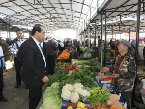 Başkan Tuğrul Ozan 'pazar' gezdi