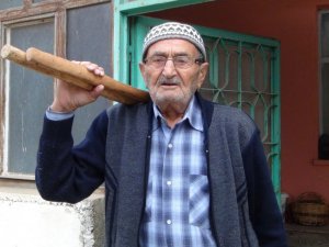 92’lik Mehmet Dede, uzun yaşamın sırlarını anlattı