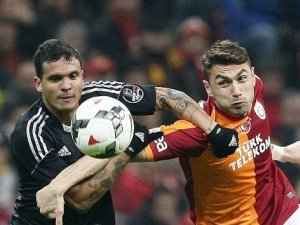 Beşiktaş-Galatasaray derbisinde nefesler tutuldu!