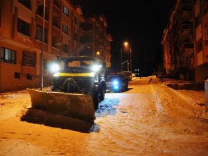 Büyükşehir Belediyesi, kar ve buzlanmaya hazır