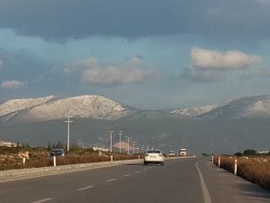 Didim’in dağları beyaza büründü
