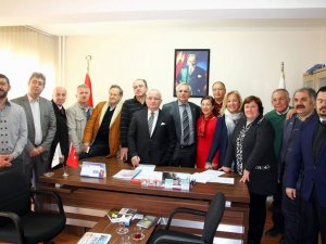 Efeler Kent Konseyi, demiryolu hattının yerin altına alınmasını istedi