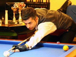 Bilardo İl Şampiyonası'nın galibi Levent Özçöllü oldu