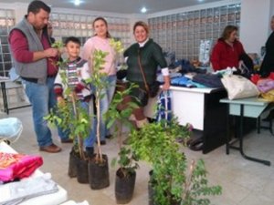 Akbük Nurullah Kocabıyık İlkokulu 'kermes' düzenledi