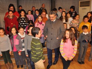 Başkan Alıcık, Çocuk Tiyatro Topluluğu'nu ziyaret etti