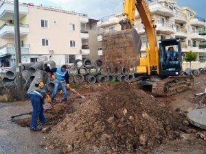 Didim’de Çamlık Mahallesi’nin yağmur suyu hattı yenileniyor