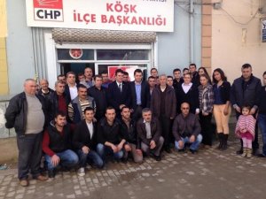 Köşk’te 40 kişiye CHP’nin rozeti takıldı