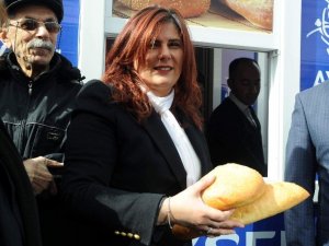 Açılışını Çerçioğlu yaptı.. Halk Ekmek Nazilli'de..