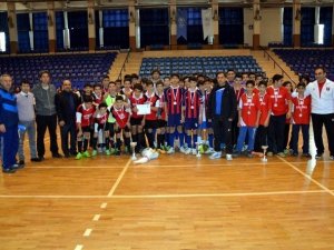 Okullar arası Yıldızlar Futsal İl Birinciliği Müsabakaları tamamlandı