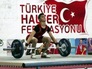 Aydın’dan Türkiye Halter şampiyonasında üç derece