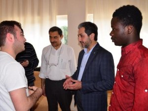 Atay, yabancı öğrenciler ile bir araya geldi