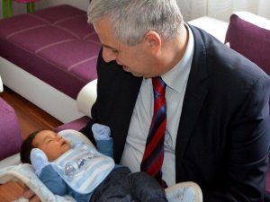 Söke Belediyesi “Hoşgeldin Bebek” diyor