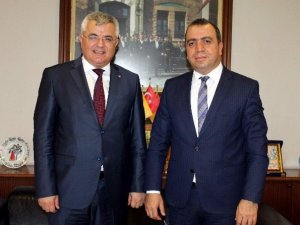 Altıntaş, İl Emniyet Müdürü Taşdan’ı  ziyaret etti