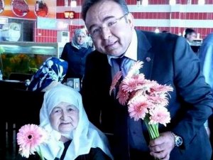 Karaer: Yaşlısına sahip çıkmayan, geleceğini inşa edemez