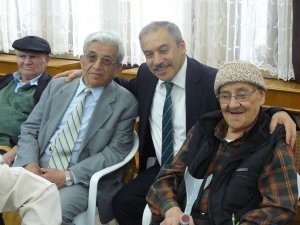 MHP’li Köse huzurevi sakinleri ile bir araya geldi