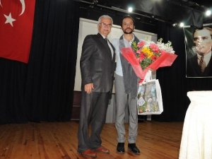 Mehmet Şakiroğlu; duygularımız, aşk, öfke ve mutluluğu anlattı