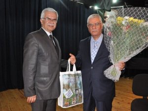 Yumni Sezen, İslam Dünyası ve Zaaflarını anlattı