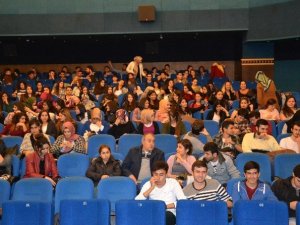 Nazilli’de 300 öğrenci sinema etkiliğinde buluştu