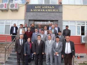 Vali Orhan Düzgün Kocasinan İlçesindeki Mahalle Muhtarlarının Sorunlarını Dinledi