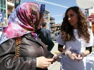 Van’da ‘Dünya Otizm Farkındalık Günü’ Etkinliği