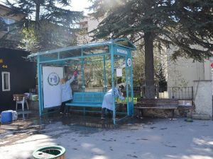 Bozüyük’teki Duraklarda Bahar Temizliği