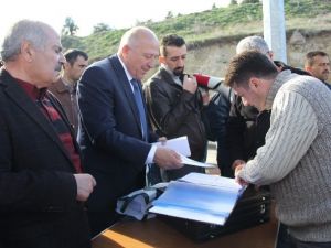 Grev Yapan İşçilere 600 TL Yardım Parası