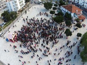 Datça’da Minik Polislerden Büyük Yürüyüş