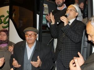 Burhaniye’de 43 Umreci Coşkulu Törenle Uğurlandı