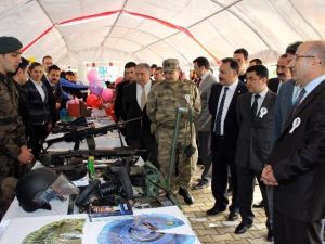 Polislerin Kullandığı Araç Ve Gereçlerin Sergisi Açıldı