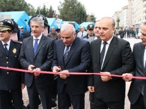 Elazığ’da Polis Sergisi Açıldı