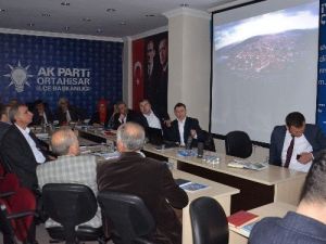 Başkan Gümrükçüoğlu AK Parti Ortahisar İlçe Toplantısı’na Katıldı