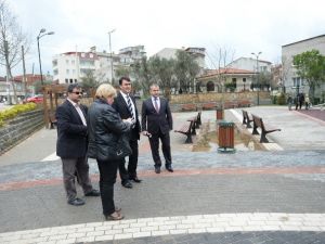 Yenibağlar’a Nefes Aldıracak Meydan