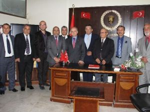 Vali Çakacak, Mersin Basını İle Bir Araya Geldi