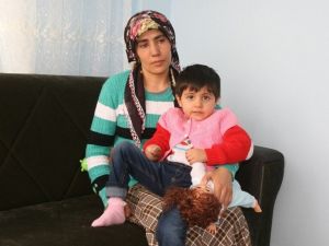 Yanlış Tedaviden Kolu Kesildiği İddia Edilen Minik Meryem Yardım Bekliyor