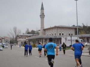 Sağlık İçin Aksaray Da Koştular