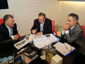 Melikgazi Belediyesinden Botanik Parkı
