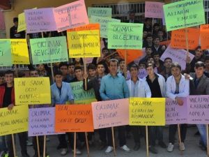 Kahta Metem Okumak İçin Yürüdü