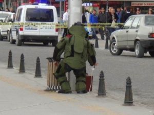 Karaman’da Şüpheli Çanta Paniği