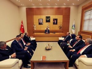 Başkan Toçoğlu Adayları Ağırladı