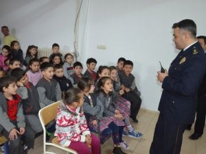 Polisten Öğrencilere Ziyaret