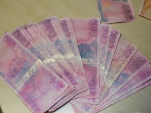 Bursa’da 36 Bin Lira Sahte Para Ele Geçirildi