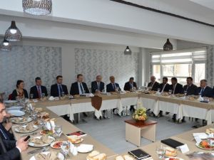 Vali Yavuz’dan ‘Empati Yapın’ Talimatı