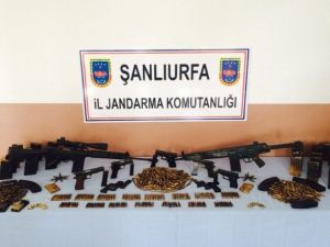 Şanlıurfa’da Çok Sayıda Silah Ele Geçirildi