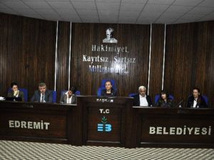 Edremit’in Zeytinlikleri 6 Yıllığına İcara Çıktı