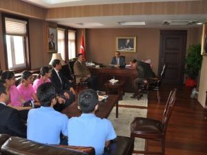 Şırnak Valisi Su, Başarılı Öğrencileri Ödüllendirdi