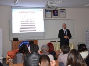 -Elmalı MYO’da "Modern Çağın Liderleri" Konulu Seminer Düzenlendi